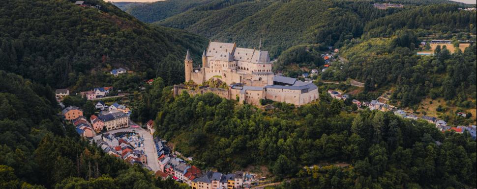 Het kasteel van Vianden, door Teddy Verneuil