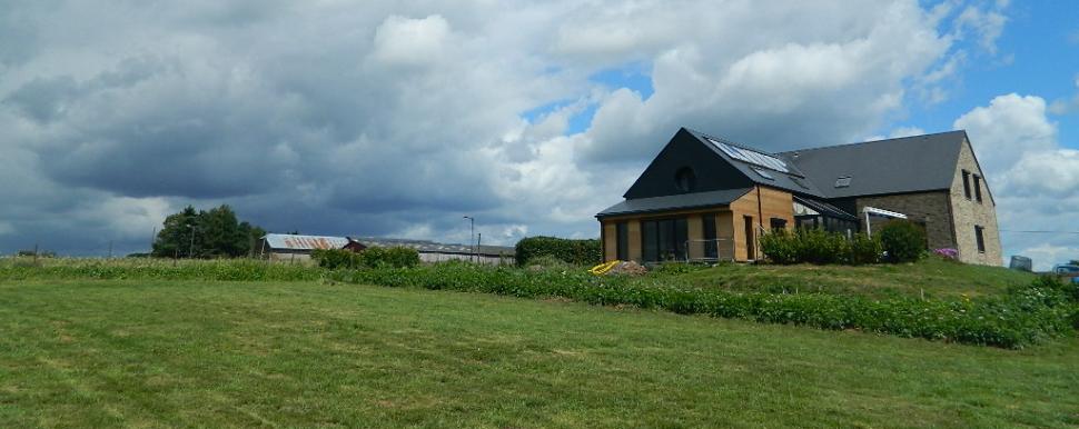 maison au coeur des champs