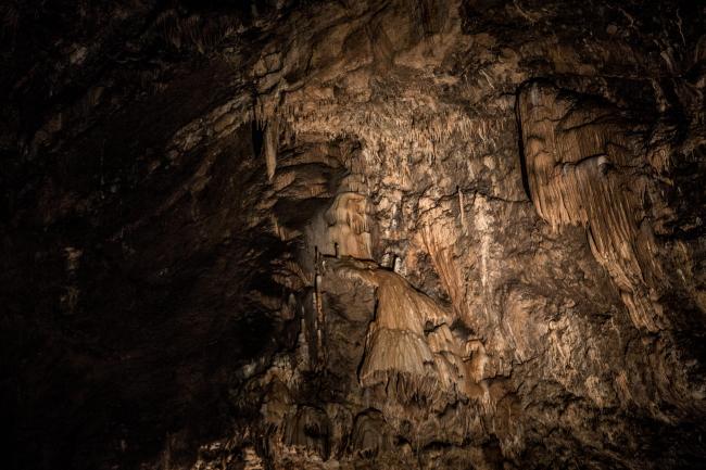 (c) Grotte de La Lorette, Rochefort