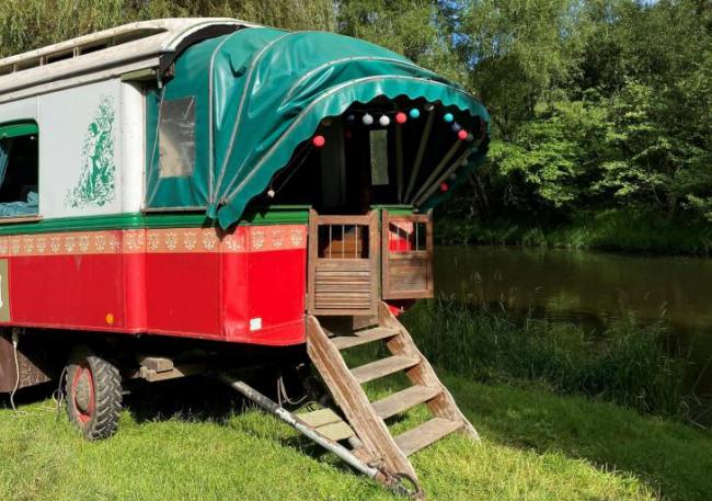 Zigeunerwagen camping Champ le Monde