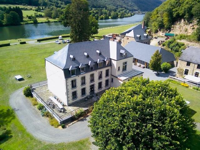 Chateau Le Risdoux: Luftaufnahme  