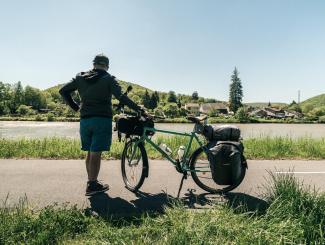 En vélo sur la voie verte Trans-Ardennes